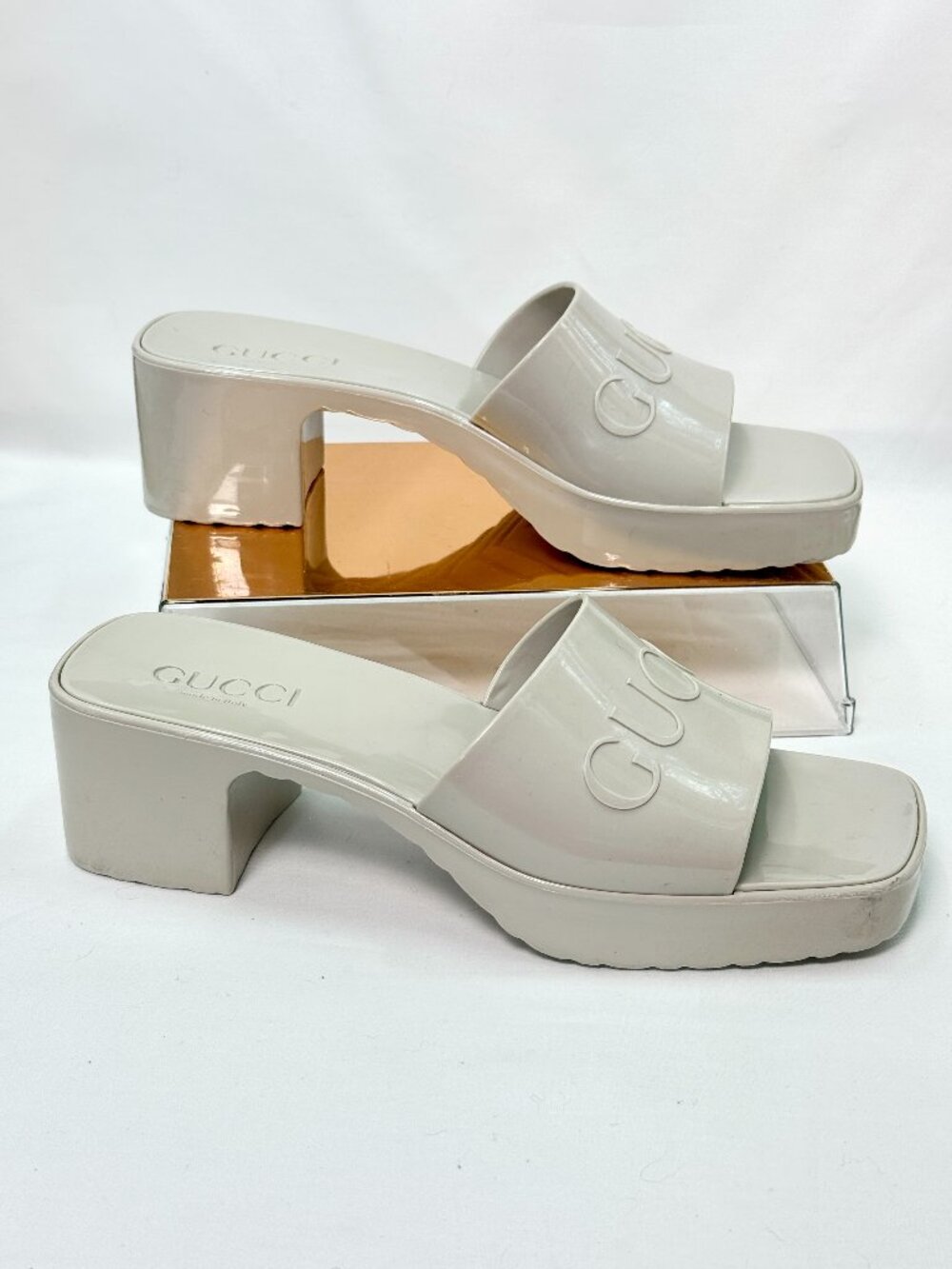Gucci GG Rubber Platform Slide Sandals Cream Beige Size 36 Italy